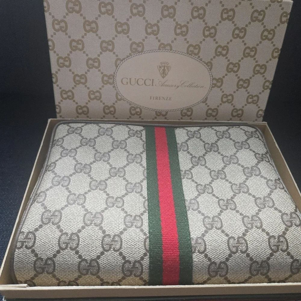 Gucci Vintage EUC Pouch Bag - Picture 1 of 16